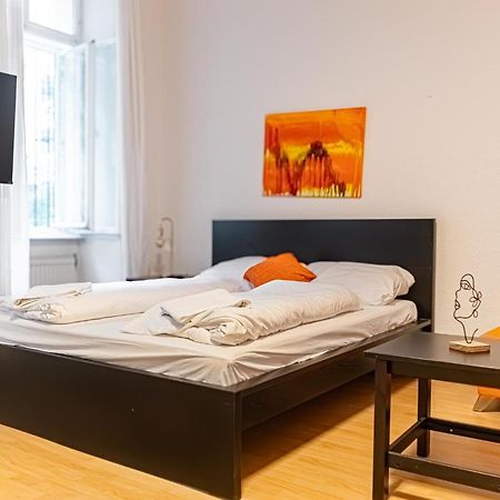 Chic Apartment - Very Central And Well Connected Bécs Kültér fotó